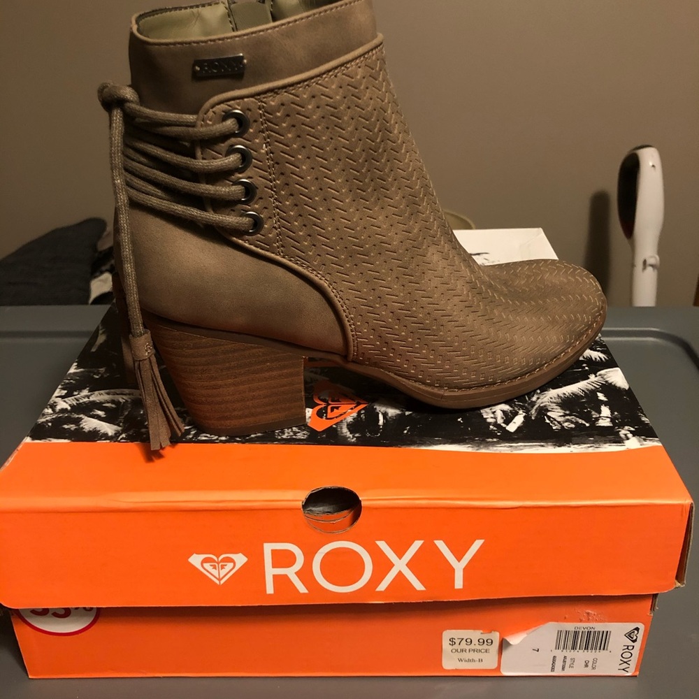 Roxy Devan Bootie